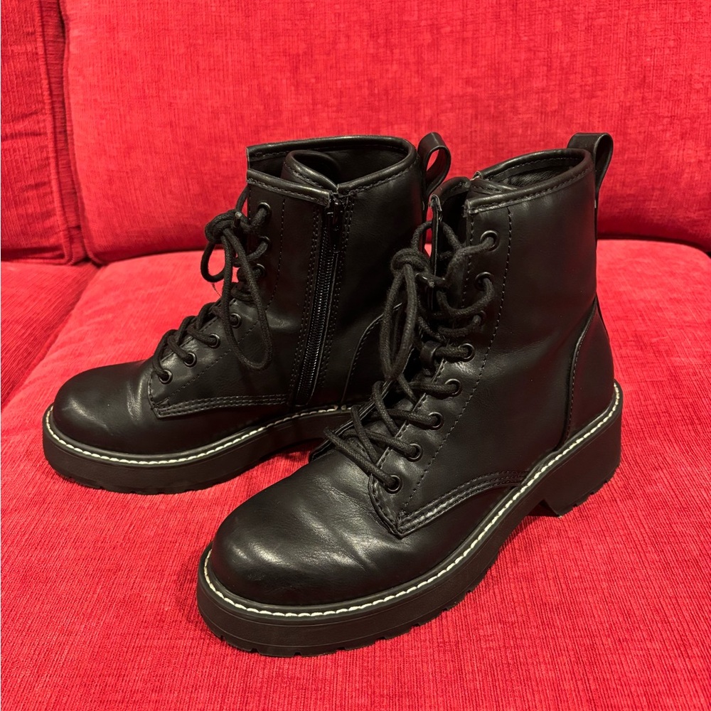 Women’s Combat Boots